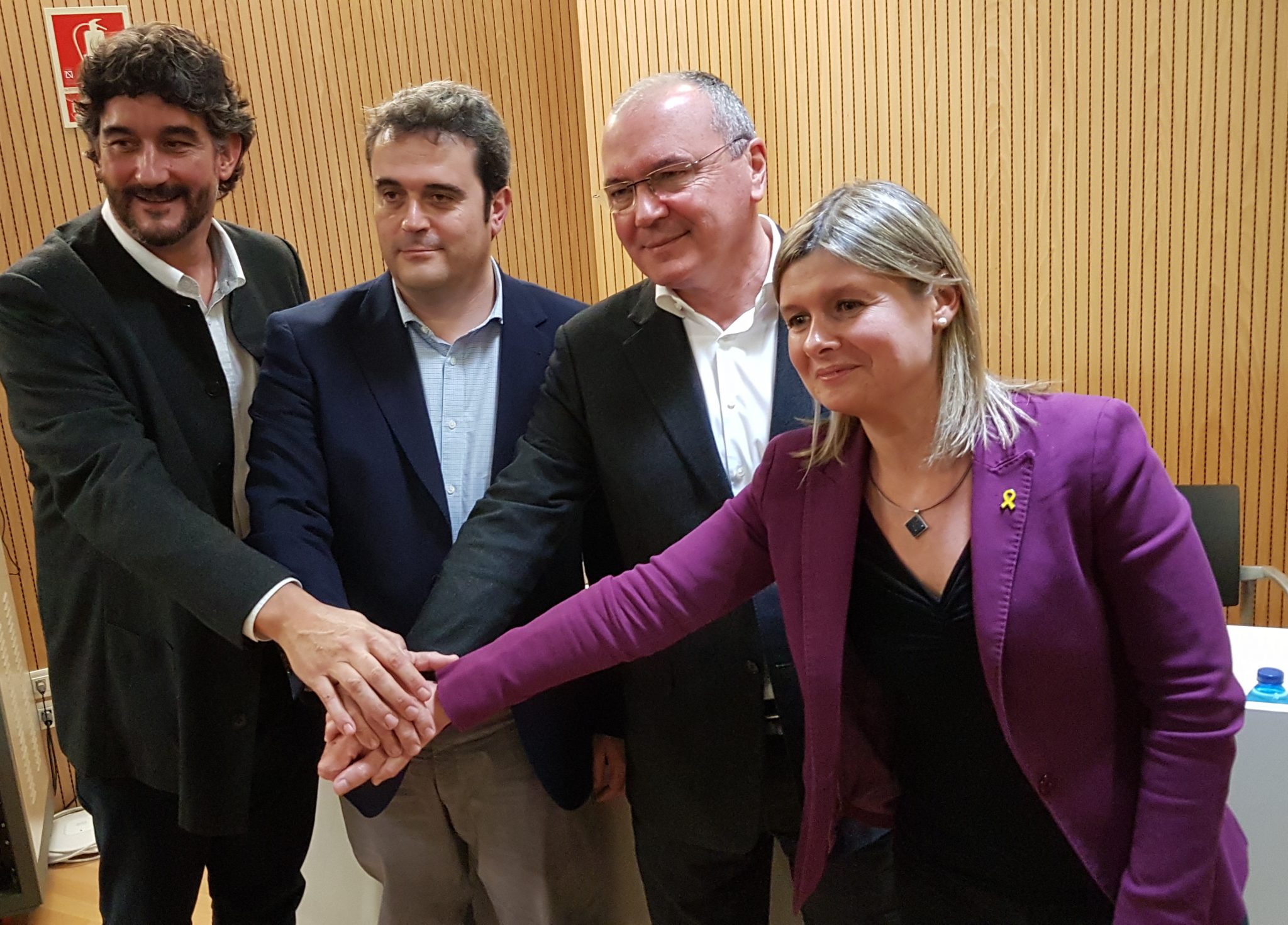 D'esquerra a dreta: Ramon Descarrega, gerent de la Regió Sanitària del Camp de Tarragona; Adrià Comella, director del Servei Català de la Salut (CatSalut); Carles Pellicer, alcalde de Reus; i Noemí Llauradó, presidenta de l'Hospital de Reus