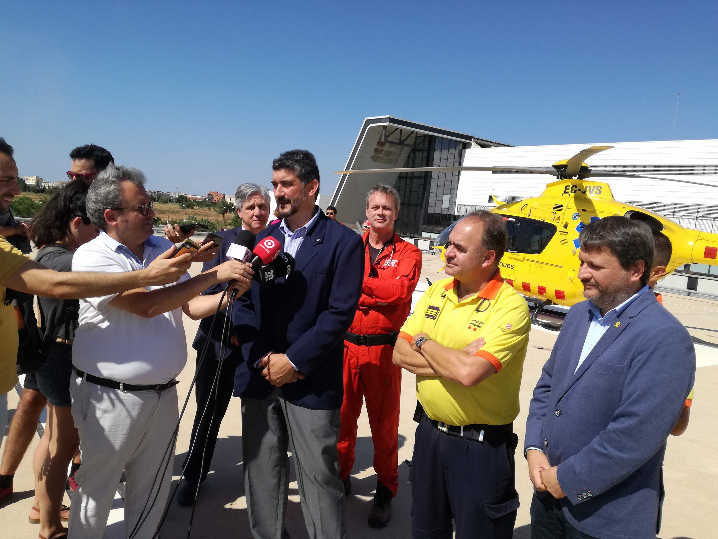 Presentació del vol nocturn de l’helicòpter medicalitzat del SEM a l’Hospital de Reus